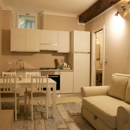 Amarillis Apartment Turin Bagian luar foto