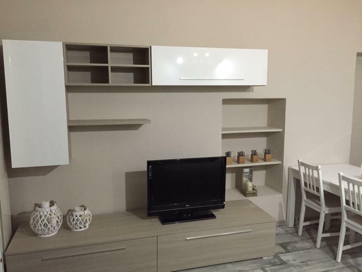 Amarillis Apartment Turin Bagian luar foto